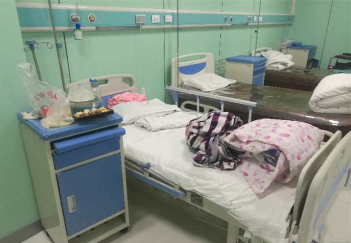 孕妇因疼痛难忍想剖腹产,多次遭家人拒***后跳楼身亡!