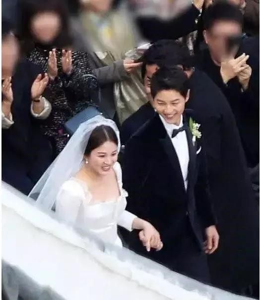 双宋大婚后,4个细节透露宋慧乔可能怀孕!揭怀孕的7大症状!